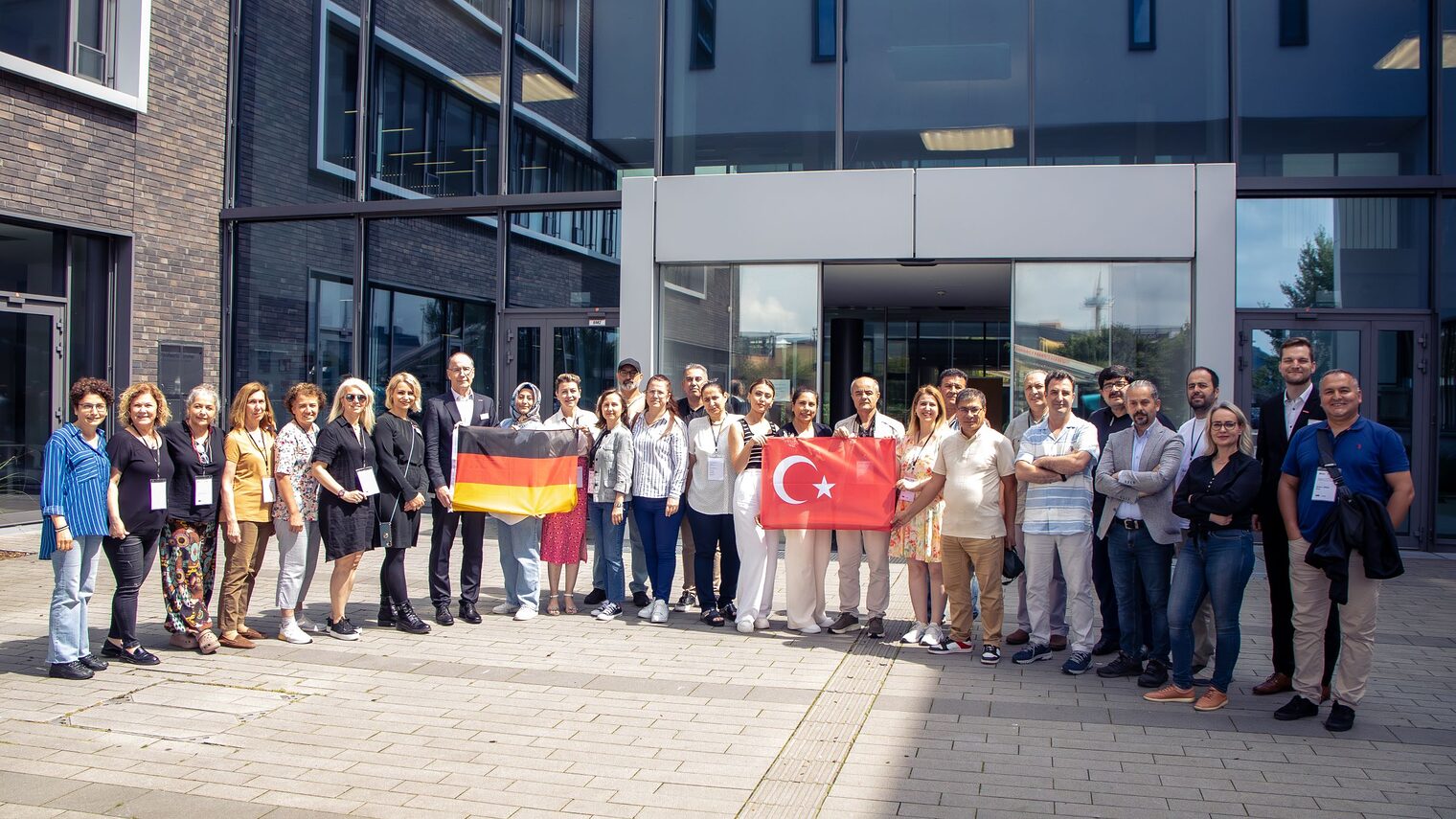 Die türkische Delegation besuchte den Campus Handwerk in Bielefeld. 